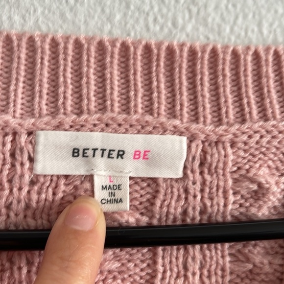 Better Be Pink Cable Knit Cropped Sweater Size Large - Picture 6 of 7